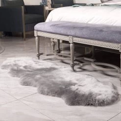 Kunstfell Lammfellimitat Teppich Flauschig (170-180) X 60cm 10 Kunstfell Lammfellimitat Teppich Flauschig (170-180) X 60cm -Möbel Store Faux Lammfell Schaffell Langhaar Fell Optik 60x180cm TP3519hgr hellgrau6 1280x1280
