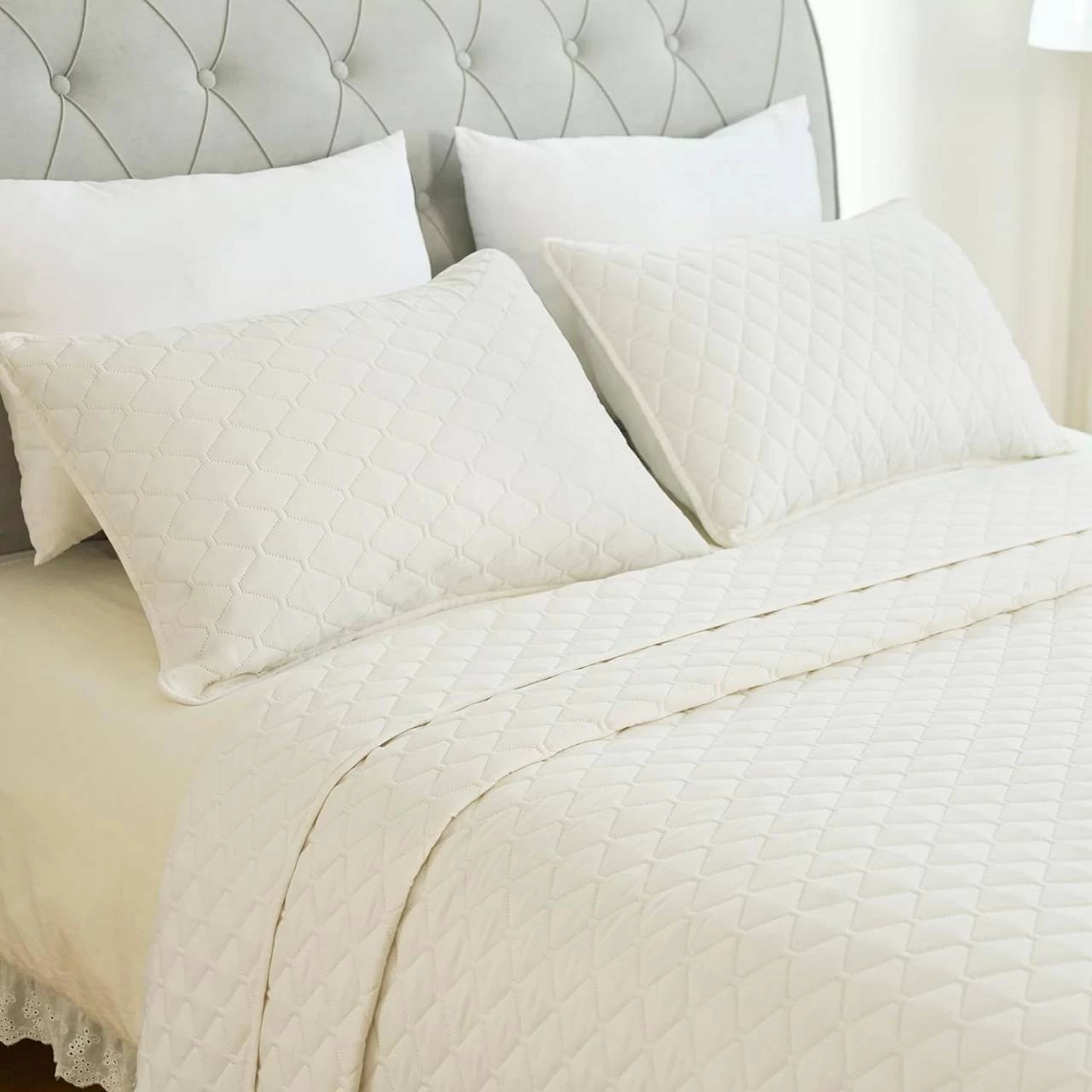 Tagesdecke Mit 2 Kissenbezügen 50x70cm, 3 Teilig, Leichte Überwurfdecke 3 Tagesdecke Mit 2 Kissenbezügen 50x70cm, 3 Teilig, Leichte Überwurfdecke – Bild 3